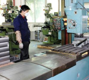 認(rèn)真上班的同事！